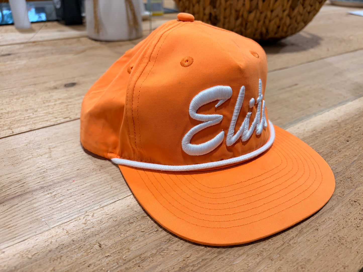 Elite
